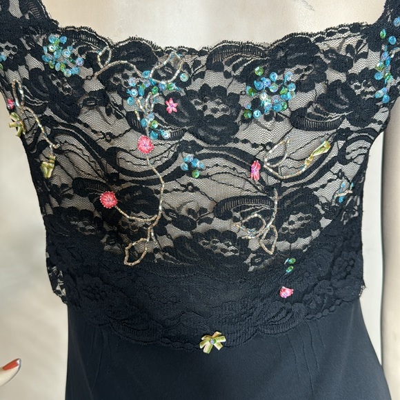 Morrell Maxie Silk Beaded Floral Lace Dress - Picture 8 of 17